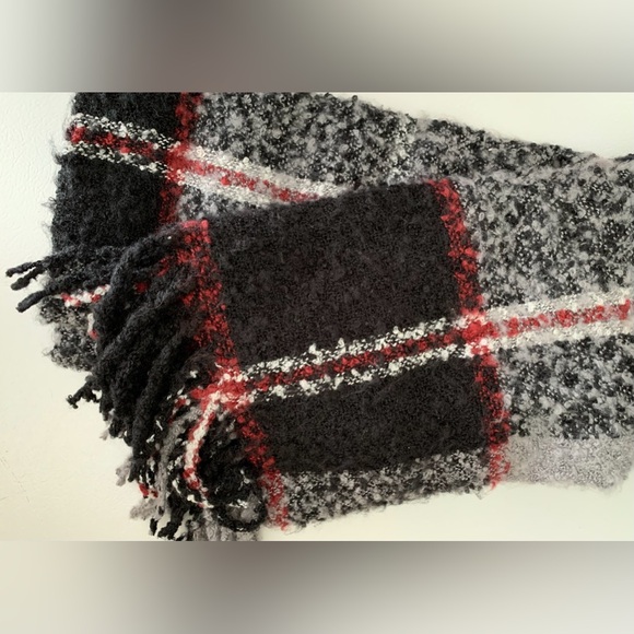 Emanuel Geraldo - Heathered Plaid Soft Texture Blanket Scarf 2 Pack - Picture 5 of 6